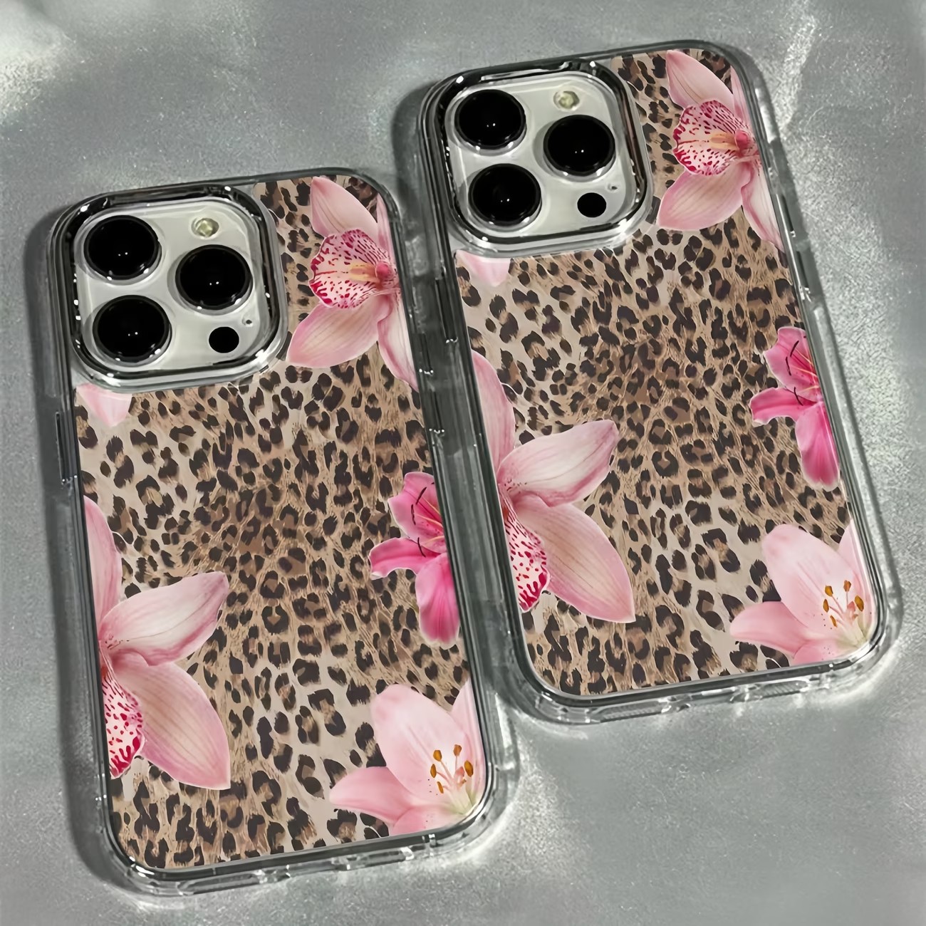 Phone Cases Aesthetic - Transparante telefoonhoes met luipaardprint en leliebloem